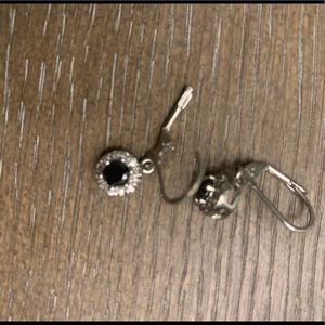Express drop earrings black and crystal